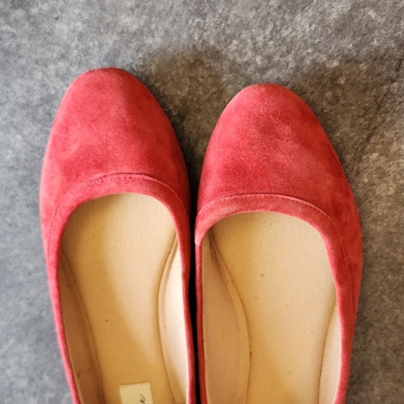 Crown Vintage red suede ballet flat size 9 (fits like 8) - Picture 3 of 5